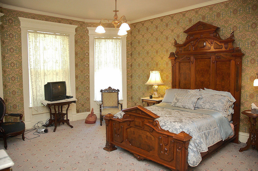 The Grand Anne Bed And Breakfast Keokuk Exteriör bild