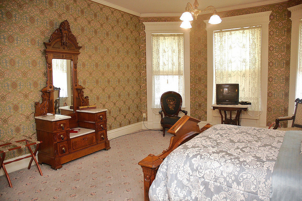 The Grand Anne Bed And Breakfast Keokuk Exteriör bild