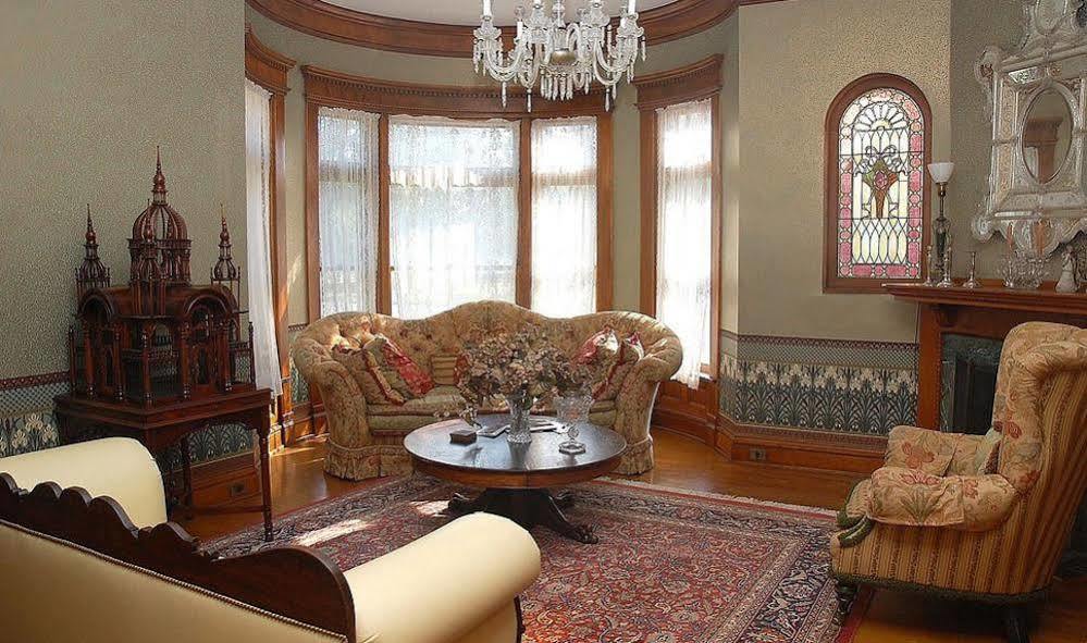 The Grand Anne Bed And Breakfast Keokuk Exteriör bild